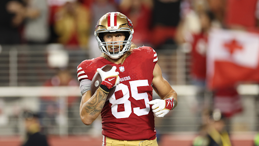 forty-niners-player-holding-ball