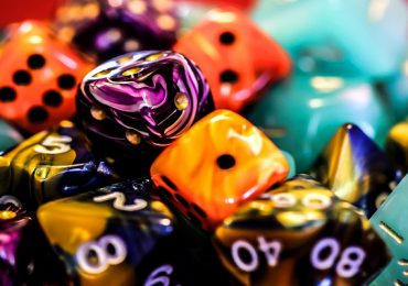 pile-of-multicolor-dice