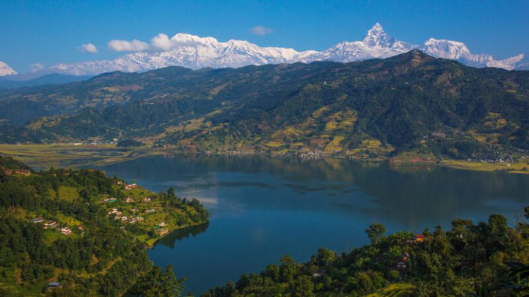 beautiful-view-of-lake-pokhara-in-nepal
