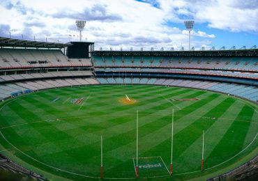 stadium-with-round-field-in-center